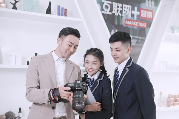 適合女生學(xué)習(xí)的<a href=http://njxh.cn target=_blank class=infotextkey>專業(yè)</a>，就業(yè)率高前景好，學(xué)起來有優(yōu)勢