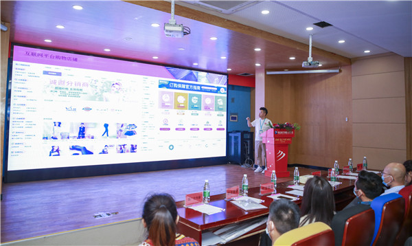 就業(yè)保障丨千企萬崗進校園，助力學子精準就業(yè)！