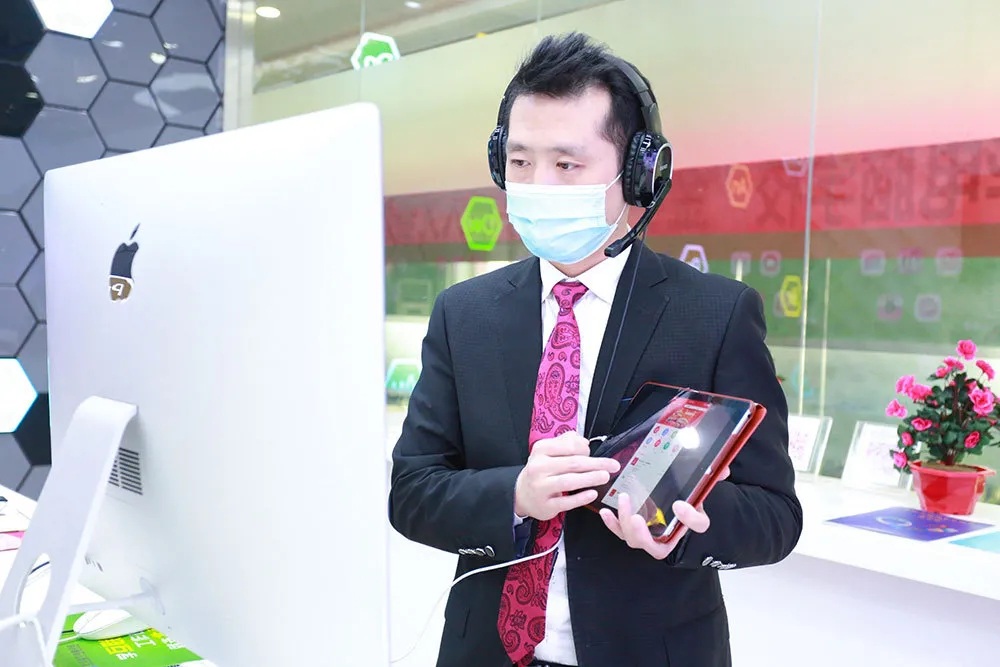 人人出彩 技能強(qiáng)國，新華邀你體驗(yàn)工匠精神