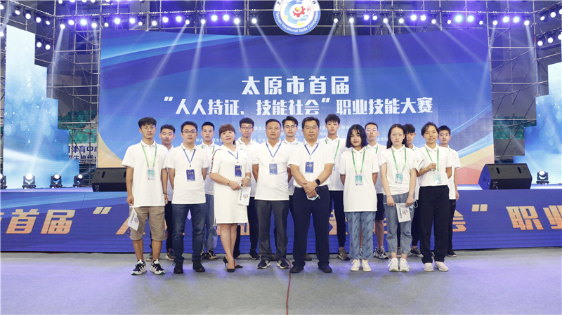 新華<a href=http://njxh.cn target=_blank class=infotextkey>專業(yè)</a>說——中國網(wǎng)民破9億，UI設(shè)計(jì)蓬勃發(fā)展！