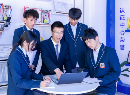 為熱愛而選擇，為選擇而執(zhí)著