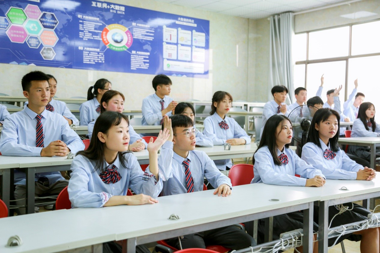 初中畢業(yè)讀普高or職業(yè)教育？看完這篇再做選擇！