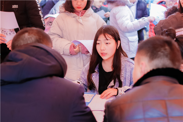 沒學(xué)歷、沒背景，十七八歲的孩子該學(xué)什么技術(shù)好？